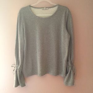GREY & GRAY BELL SLEEVE SWEATERSHIRT CREW NECK